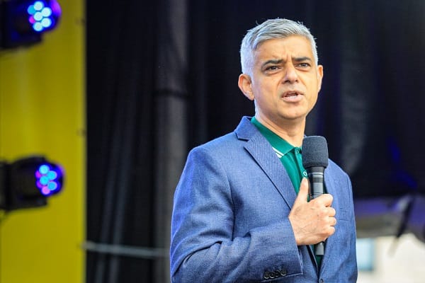 sadiq-khan-calls-for-universal-free-school-meals-as-cost-of-living-spirals-‘and-every-child-in-london-deserves-that-safety-net’