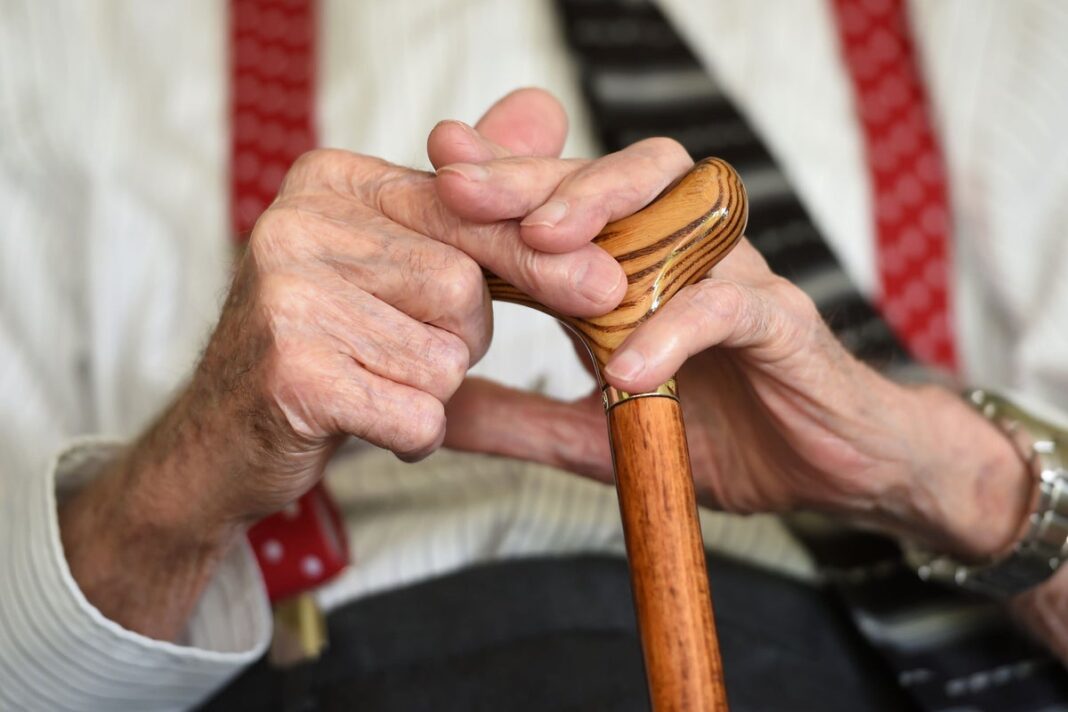 scientists-find-link-between-obesity-and-dementia