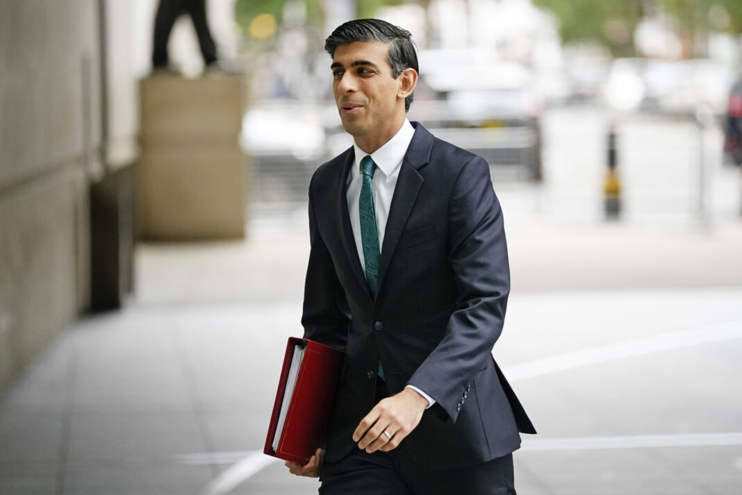minister-urges-conservative-mps-to-back-sunak-on-brexit,-as-rebellion-over-protocol-looms