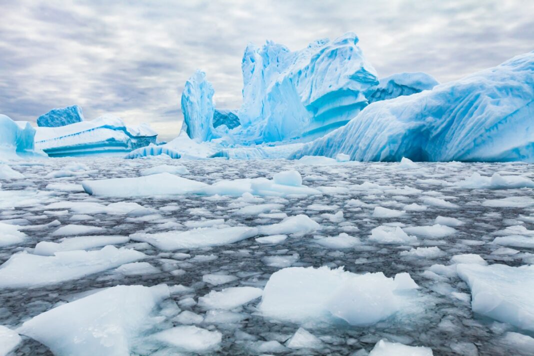 iceberg-the-size-of-greater-london-could-hit-shipping-and-wildlife,-scientists-warn