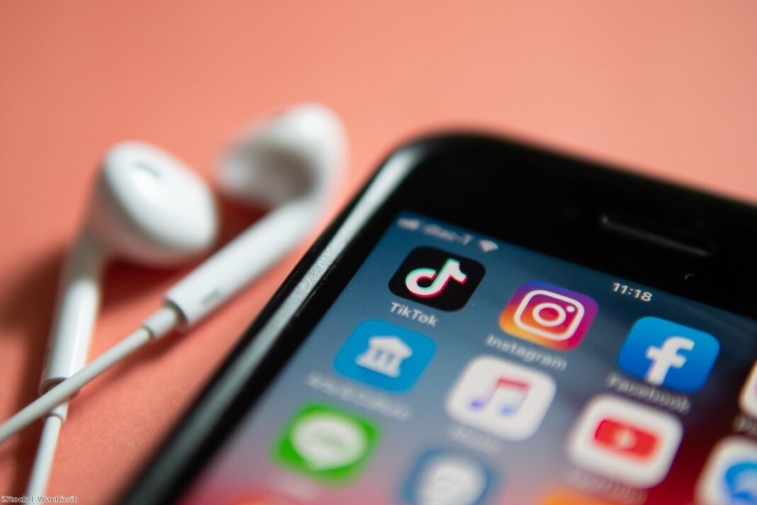 minister-refuses-to-rule-out-tiktok-ban-on-government-devices-amid-security-concerns