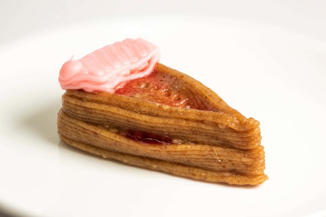 scientists-use-3d-printer-to-make-dessert-from-seven-ingredients