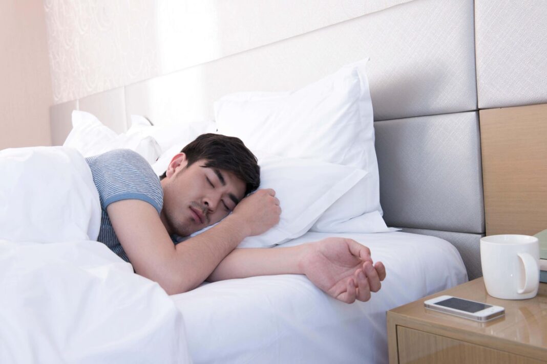 sleeping-issues-may-increase-risk-of-a-stroke,-study-suggests