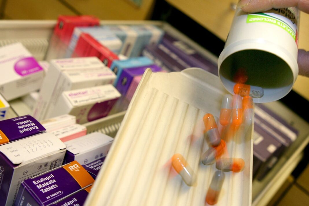 80-year-old-antibiotic-may-be-effective-against-drug-resistant-bacteria-–-study