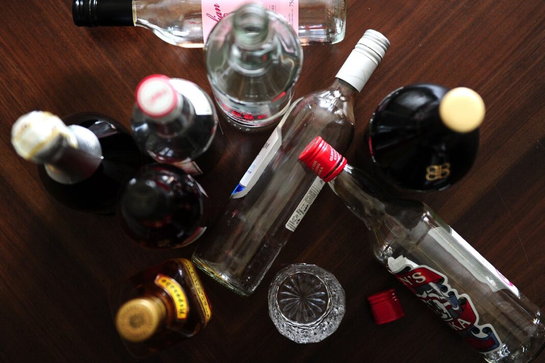 alcohol-dependency-in-adolescence-linked-with-depression-risk-–-study